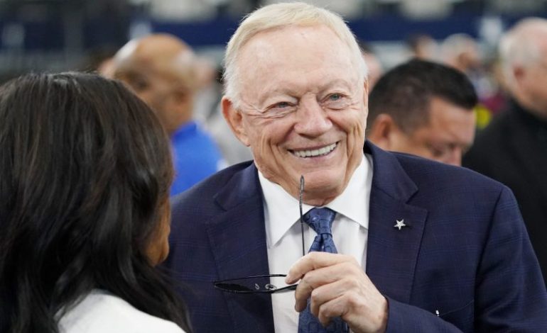  Jerry Jones claims Cowboys already have trade in place