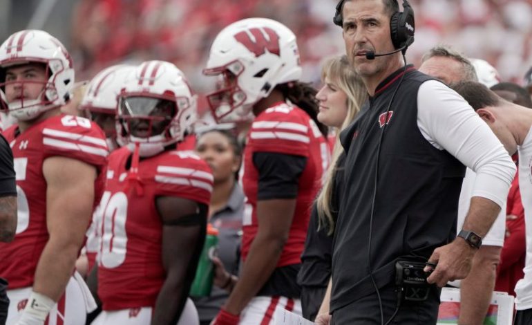  Wisconsin AD says Luke Fickell will stay as football coach for 2026