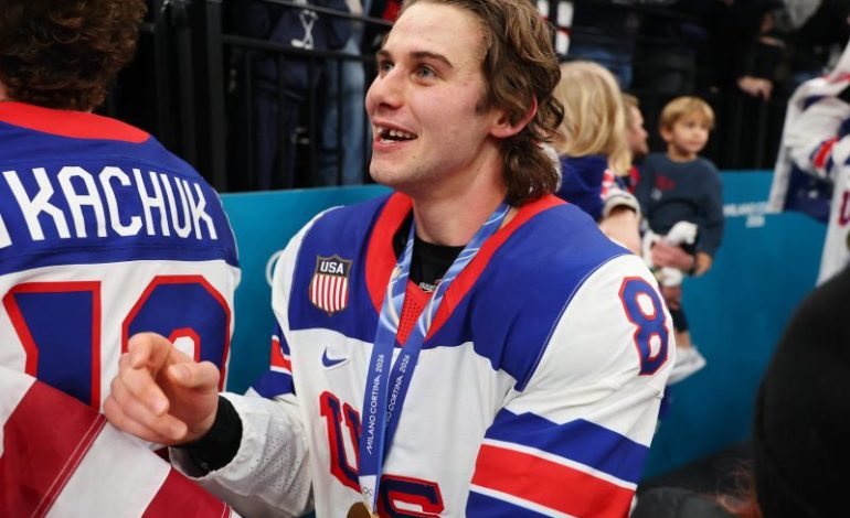  Jack Hughes, mom respond to U.S. men’s hockey backlash over Trump call
