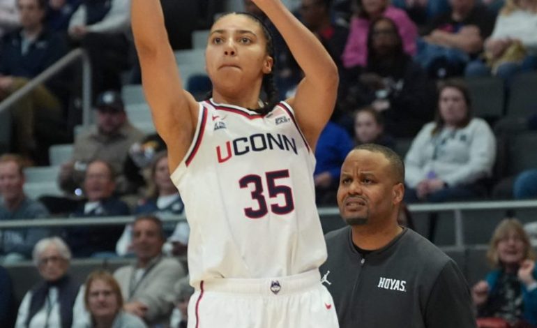  UConn women’s basketball finishes regular season undefeated
