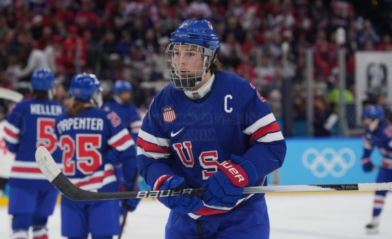  Hilary Knight played through torn MCL in gold medal run at Olympics